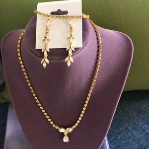 Gold Tone Rhinestone Necklace, Bracelet/Earrings
